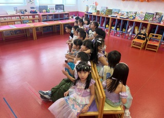 IN4B-amW1