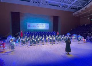 六藝合唱團表演
