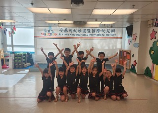 拉丁舞表演