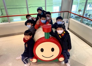  Visit to Hong Kong Yakult